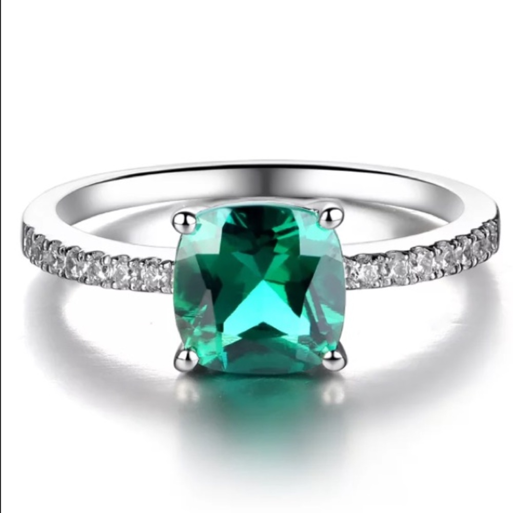 Dainty Cushion Cut Emerald & Diamond Silver Ring - Picture 5 of 6